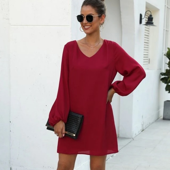 . Dresses & Skirts - Long lantern sleeve dress v neck maroon burgundy